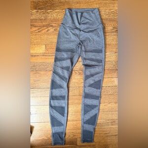 lululemon athletica Gray Patterned Leggings size 2